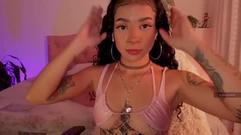 Snapshot of effy_cb chatting on February 2025 05:29:02 AM effy online show from February 2025 05:29:02 AM