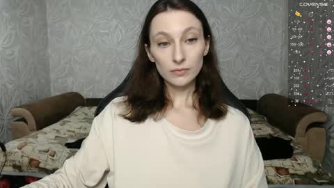 Snapshot of effy_gray chatting on May 2026 07:53:02 PM Anna online show from May 2026 07:53:02 PM