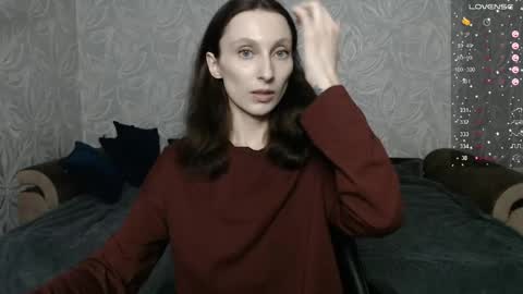 Snapshot of effy_gray chatting on June 2026 07:14:01 PM Anna online show from June 2026 07:14:01 PM