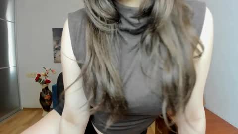 Snapshot of effy_royse chatting on May 2026 05:38:02 AM Effy Royse online show from May 2026 05:38:02 AM