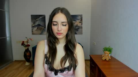Snapshot of effy_royse chatting on May 2026 05:37:02 AM Effy Royse online show from May 2026 05:37:02 AM