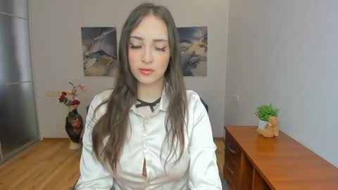 Snapshot of effy_royse chatting on June 2026 05:33:02 AM Effy Royse online show from June 2026 05:33:02 AM