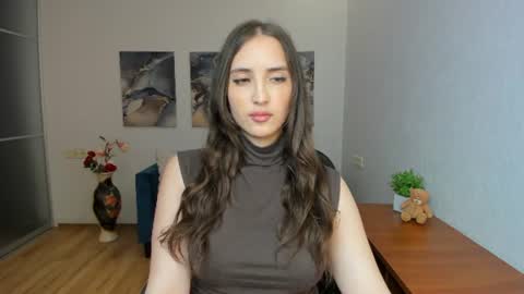 Snapshot of effy_royse chatting on June 2026 05:48:02 PM Effy Royse online show from June 2026 05:48:02 PM