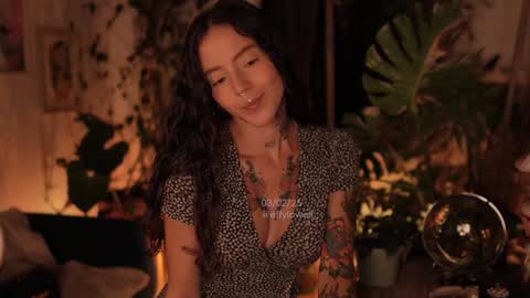 Effy online show from February 2025 12:29:02 AM