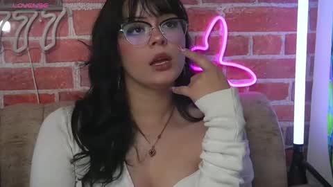 effystone777 online show from September 2025 06:36:01 AM