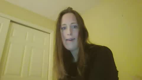 Snapshot of egenovese18 chatting on January 2026 12:04:01 AM egenovese18 online show from January 2026 12:04:01 AM