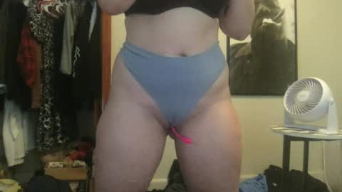 eggnog_and_booty online show from June 2026 08:46:02 PM