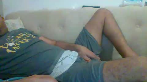 Snapshot of egyman2022 chatting on November 2025 07:30:01 PM Im momo 35 Egyptian at Dubai online show from November 2025 07:30:01 PM