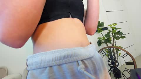 Erik and Alice online show from January 2025 02:14:01 AM