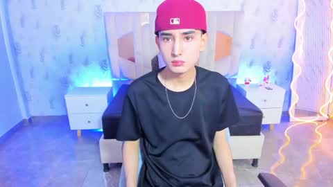 eidan_tay online show from May 2026 12:34:01 PM