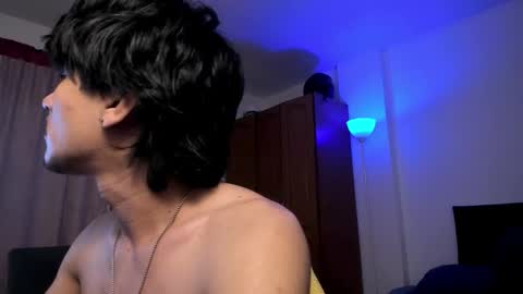 Snapshot of eiden_allenx1 chatting on February 2026 11:17:01 AM eiden_allenx1 online show from February 2026 11:17:01 AM
