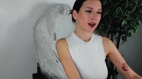 Snapshot of eileenmoores chatting on October 2025 03:24:01 PM eileenmoores online show from October 2025 03:24:01 PM