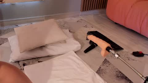 Snapshot of eilin_clio chatting on February 2025 03:27:02 PM Eilin online show from February 2025 03:27:02 PM