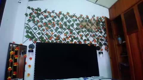 Eilin online show from February 2026 03:25:02 AM