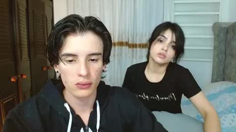 eimy_andres online show from November 2025 10:43:02 AM