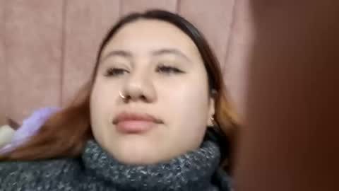 EIMY   MODEL INDEPENDENT online show from December 2024 02:30:02 AM