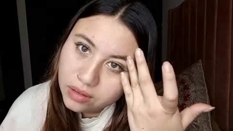 EIMY   MODEL INDEPENDENT online show from January 2025 06:13:02 AM