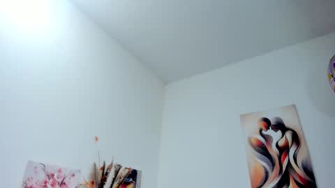 eimy_saenzx online show from February 2026 08:43:01 PM