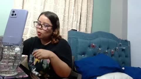 eimy_saenzz online show from May 2026 12:51:02 AM