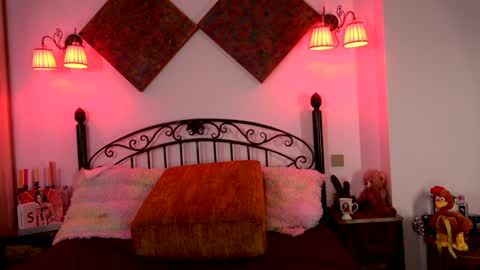 Snapshot of einneuesleben89 chatting on February 2025 07:47:01 AM Elena online show from February 2025 07:47:01 AM