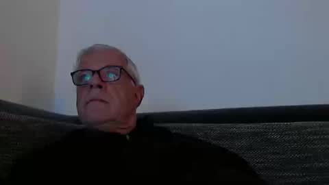 eisbaer1957 online show from March 2026 07:46:02 PM