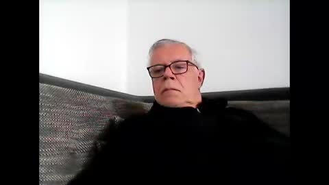 eisbaer1957 online show from April 2026 06:58:01 AM