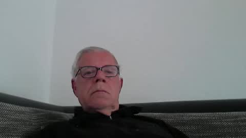 eisbaer1957 online show from April 2026 06:07:01 AM