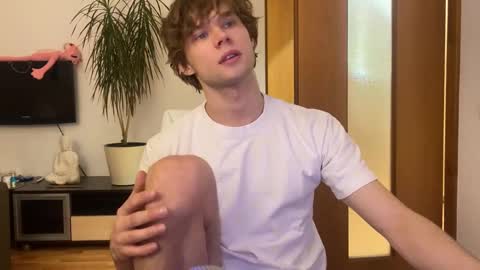 Snapshot of eitanhere chatting on January 2025 07:15:01 PM Eitan online show from January 2025 07:15:01 PM