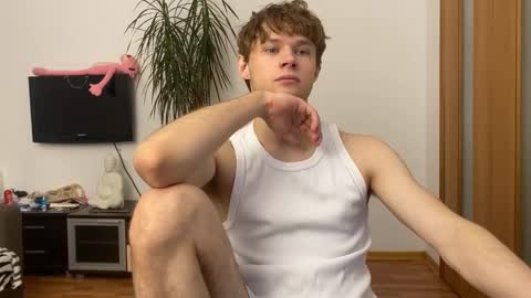 Snapshot of eitanhere chatting on January 2025 09:59:01 AM Eitan online show from January 2025 09:59:01 AM