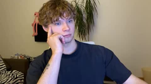 Snapshot of eitanhere chatting on March 2025 07:28:01 PM Eitan online show from March 2025 07:28:01 PM