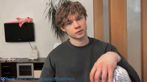 Snapshot of eitanhere chatting on March 2025 04:11:01 PM Eitan online show from March 2025 04:11:01 PM