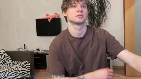 Snapshot of eitanhere chatting on March 2025 05:07:02 PM Eitan online show from March 2025 05:07:02 PM