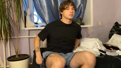 Snapshot of eitanhere chatting on September 2025 01:57:02 PM Eitan online show from September 2025 01:57:02 PM