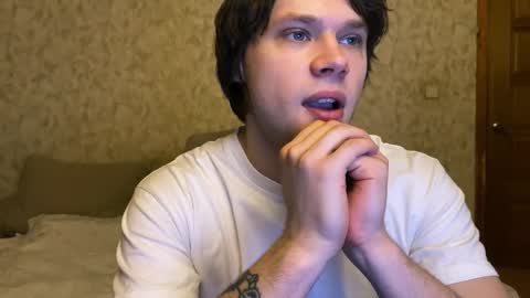 Snapshot of eitanhere chatting on January 2026 01:14:01 PM Eitan online show from January 2026 01:14:01 PM