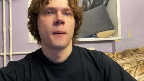 Snapshot of eitanhere chatting on February 2026 02:00:02 PM Eitan online show from February 2026 02:00:02 PM