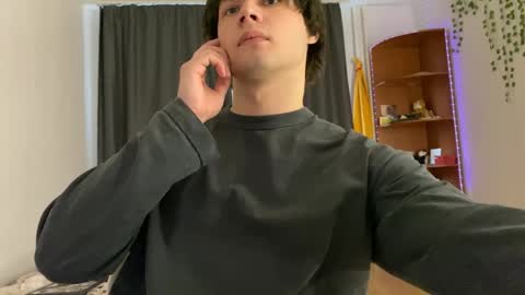 Eitan online show from May 2026 03:40:02 PM