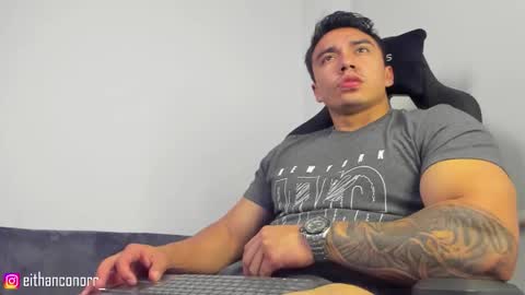 EITHAN CONOR online show from October 2025 01:13:02 AM