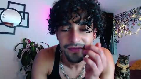 Snapshot of ekhtyr11 chatting on April 2026 12:11:02 AM xoxo online show from April 2026 12:11:02 AM