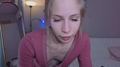 please read my bio there is information about private shows and about my personality online show from May 2026 09:59:02 AM