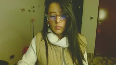 Snapshot of ela_3611 chatting on December 2025 02:19:01 AM ela_3611 online show from December 2025 02:19:01 AM