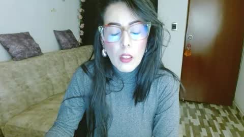 Snapshot of ela_3611 chatting on March 2026 03:45:02 AM ela_3611 online show from March 2026 03:45:02 AM