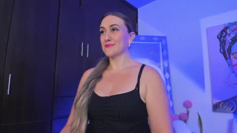 Snapshot of ela_ps chatting on January 2025 11:49:02 AM LOREIN online show from January 2025 11:49:02 AM