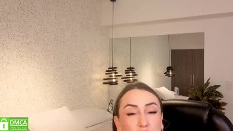 Snapshot of ela_ps chatting on September 2025 12:06:01 PM LOREIN online show from September 2025 12:06:01 PM