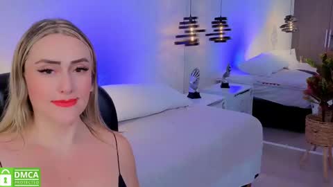 Snapshot of ela_ps chatting on September 2025 11:57:01 AM LOREIN online show from September 2025 11:57:01 AM