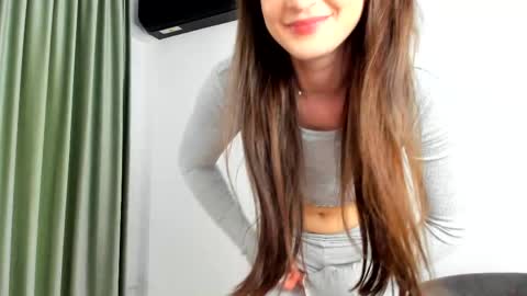 Ela online show from April 2026 06:42:02 AM