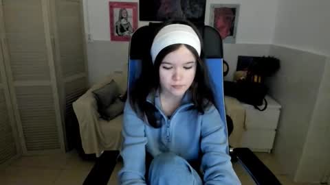 Your sweet girl online show from October 2025 07:31:01 PM