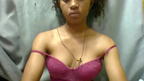 Snapshot of elaliealdy chatting on October 2025 10:49:02 AM elaliealdy online show from October 2025 10:49:02 AM