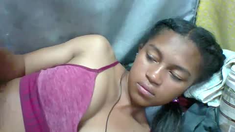 Snapshot of elaliealdy chatting on November 2025 07:58:01 PM elaliealdy online show from November 2025 07:58:01 PM