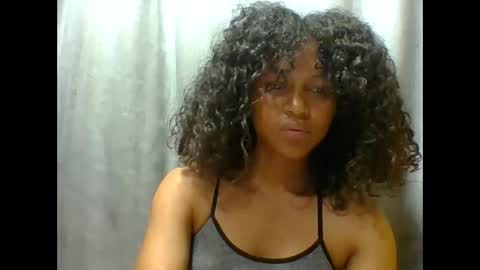 Snapshot of elaliealdy chatting on November 2025 08:02:02 AM elaliealdy online show from November 2025 08:02:02 AM