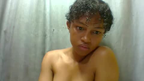 Snapshot of elaliealdy chatting on November 2025 05:51:01 AM elaliealdy online show from November 2025 05:51:01 AM